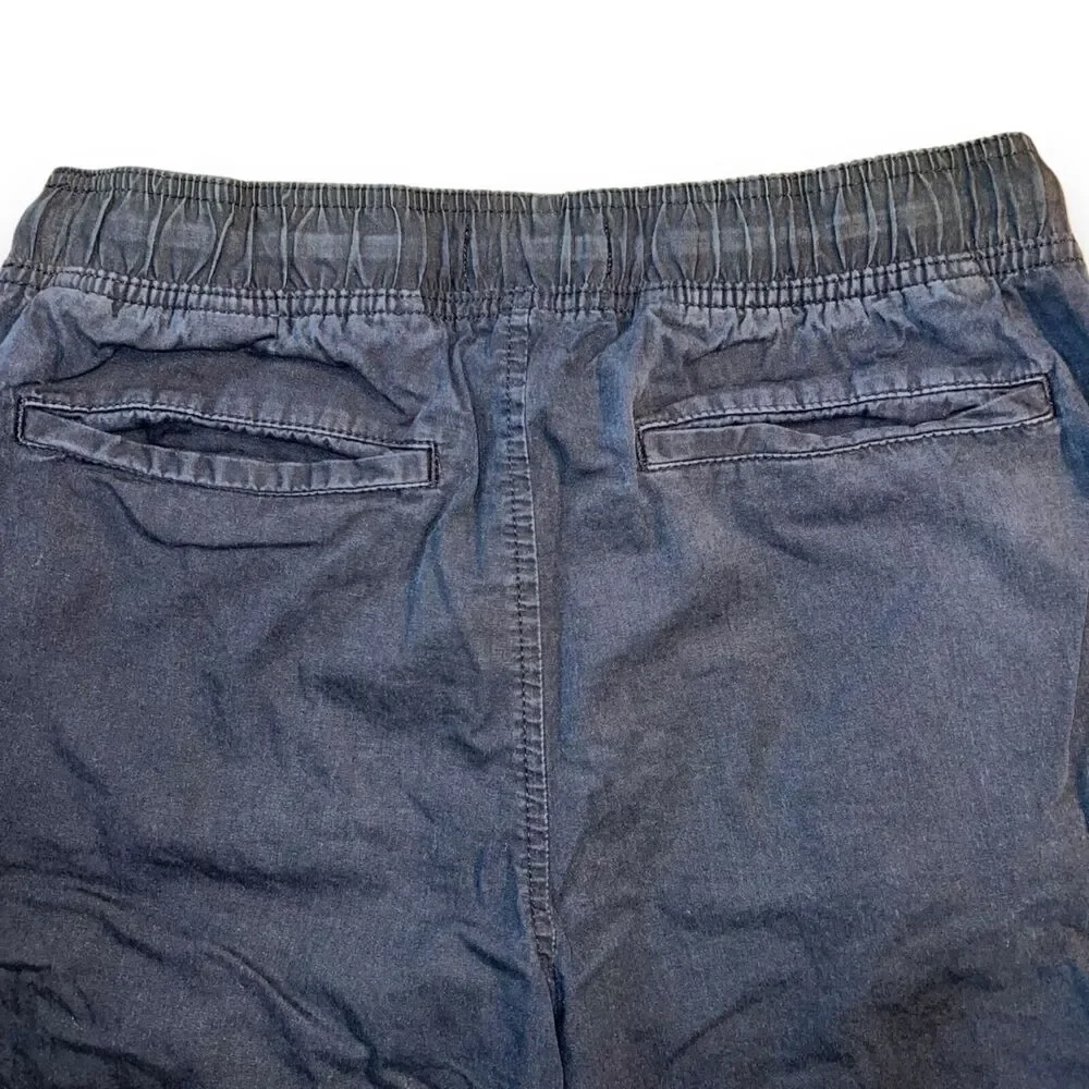 Banana Republic deck shorts